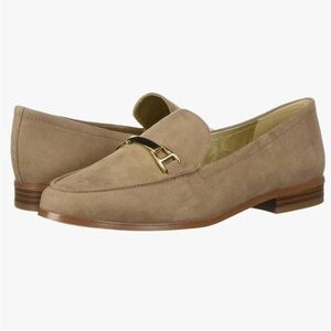 Bandolino lapenta loafer